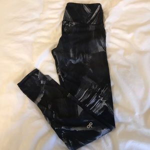alo leggings worn once